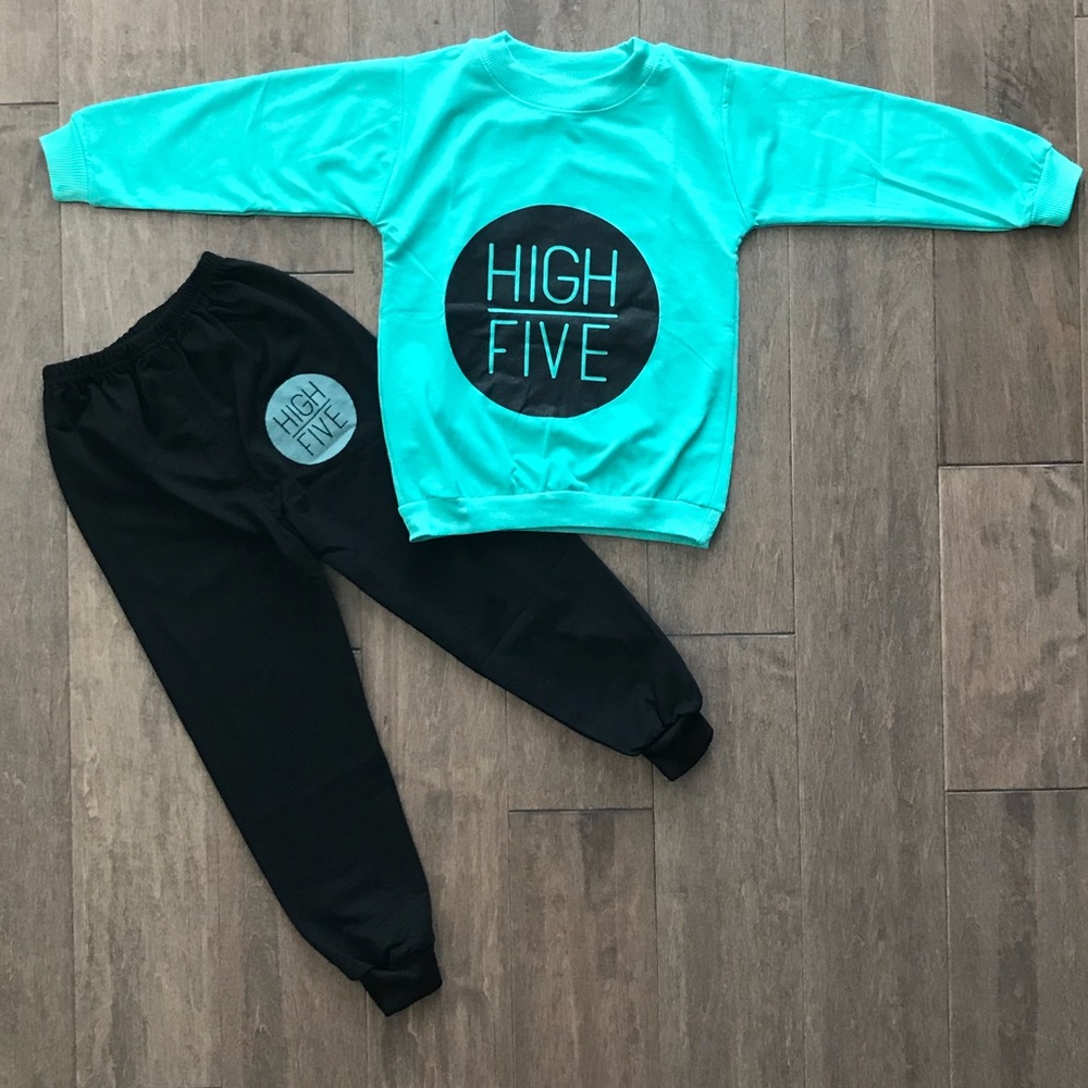 Skate-style “High Five” Sweatsuit